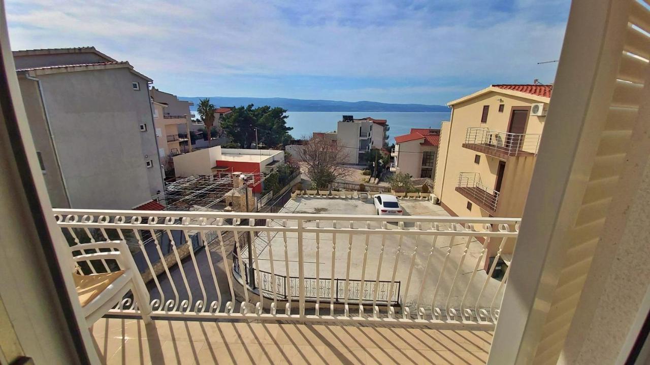 Apartments Mandalinic أوميس المظهر الخارجي الصورة