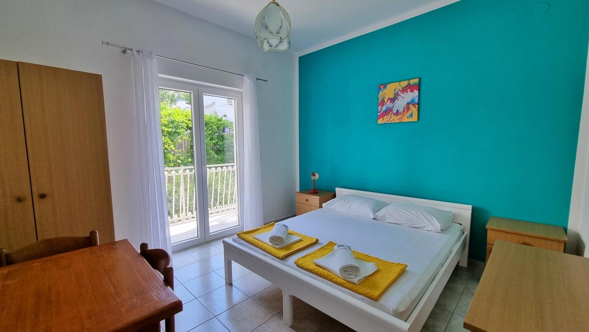 Apartments Mandalinic أوميس المظهر الخارجي الصورة